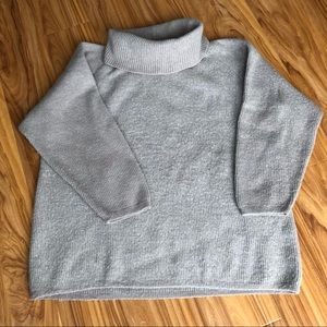 Wide turtleneck beige ribbed sweater sz M